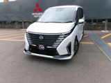 セレナ1.4 e-POWER ハイウェイスターV純正ナビ リアモニター