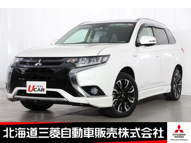 アウトランダーPHEV 2.0 G セーフティパッケージ 4WD ナビ 後席