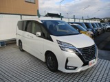 セレナ2.0 ハイウェイスター V 4WDETC　ナビ　フリップダウンモニター付き4WD
