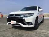 アウトランダーPHEV2.0 G プレミアムパッケージ 4WD純正MMCSナビゲーション/マルチアラウンド