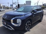 アウトランダーPHEV 2.4 P 4WD純正9型ナビ　全周囲カメラ　BOSEサウンド