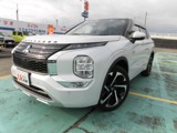 アウトランダーPHEV 2.4 P 4WD