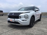 アウトランダーPHEV 2.4 P 4WDS-AWC/スマホ連携ナビゲーション/全方位モ