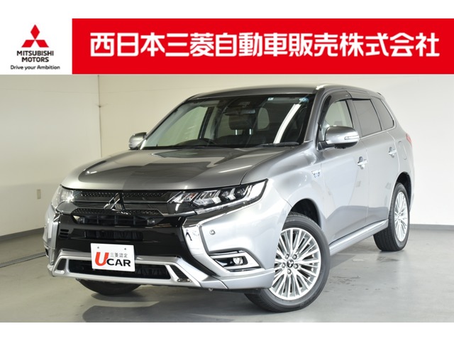 アウトランダーPHEV 2.4 G 4WD ・電気温水式ヒーター・BSW.LCA&RCTA