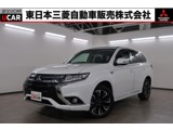 アウトランダーPHEV2.0 G セーフティパッケージ 4WDディーラーオプションナビ　全方位カメラ