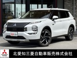 アウトランダーPHEV 2.4 G 4WD禁煙車　12.3インチメーカーナビ　7人乗り