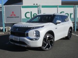 アウトランダーPHEV 2.4 P 4WD7人乗り