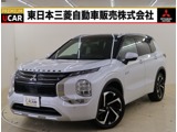 アウトランダーPHEV 2.4 P 4WD禁煙車　本革シート　ルーフレール　4WD