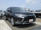 アウトランダーPHEV2.4 G プラスパッケージ 4WD2.4Gプラスパッケージ　PHEV 4WD 5人乗り