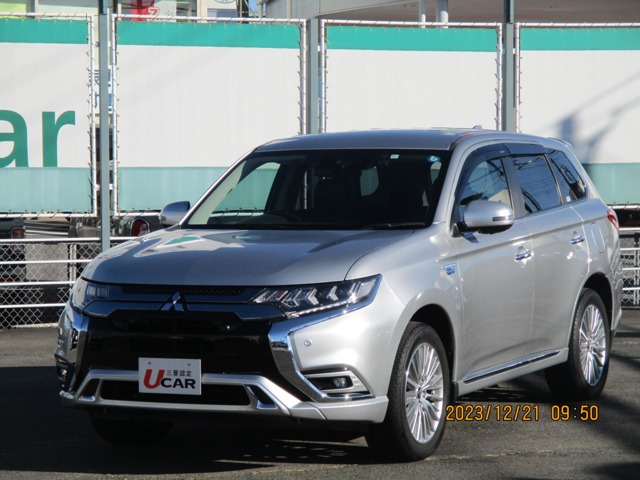 アウトランダーPHEV 2.4 G プラスパッケージ 4WD ルーフ雹害 ETC 禁煙車(群馬県)の中古車詳細｜三菱の中古車販売 M・Cネット